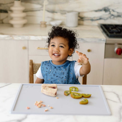 ezpz Mini Placemat | Non-Slip Silicone for Mealtime and Play | Canada Feeding Hip Mommies