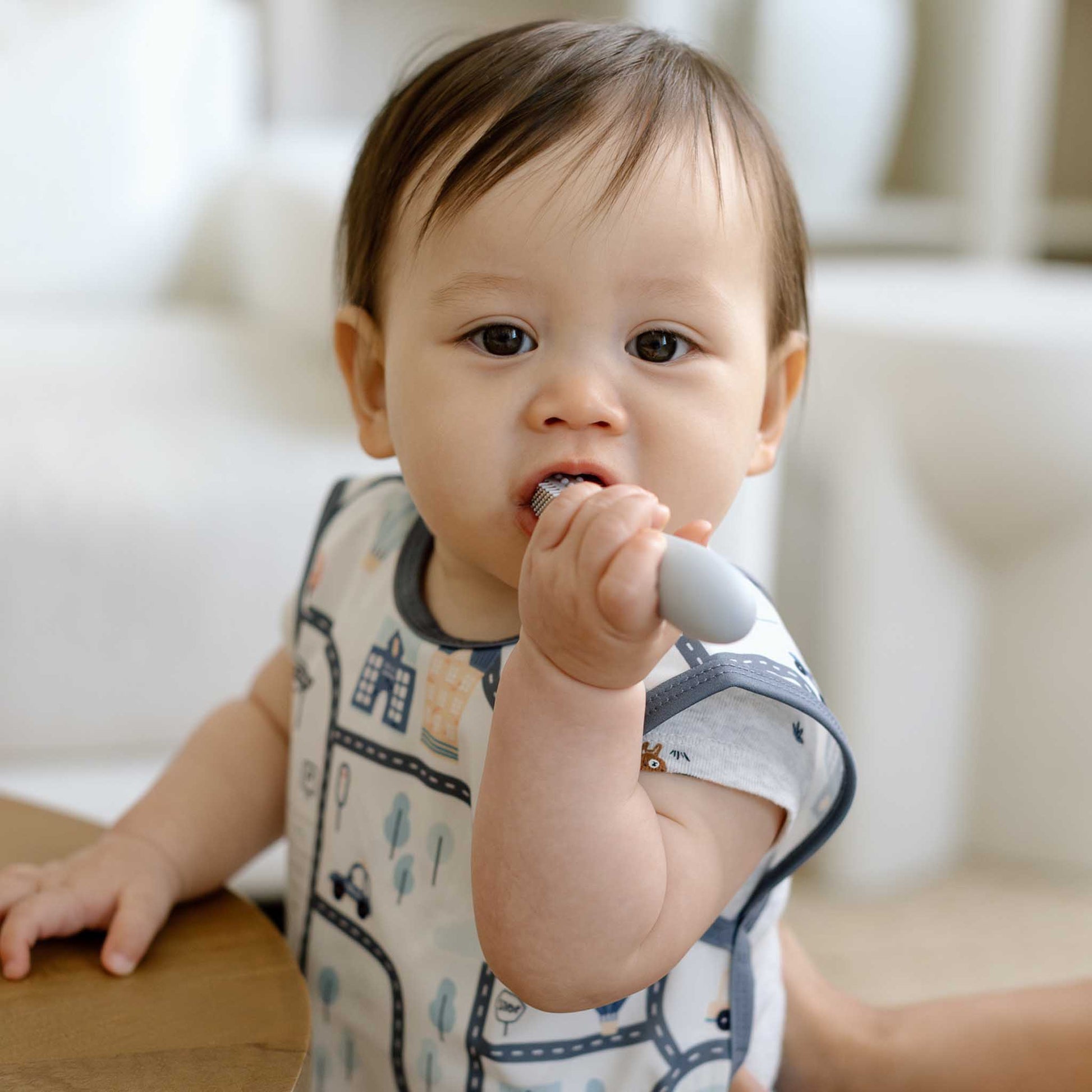 ezpz Baby-Led Toothbrush Designed for Tiny Mouths and Hands | Canada Oral Care Hip Mommies