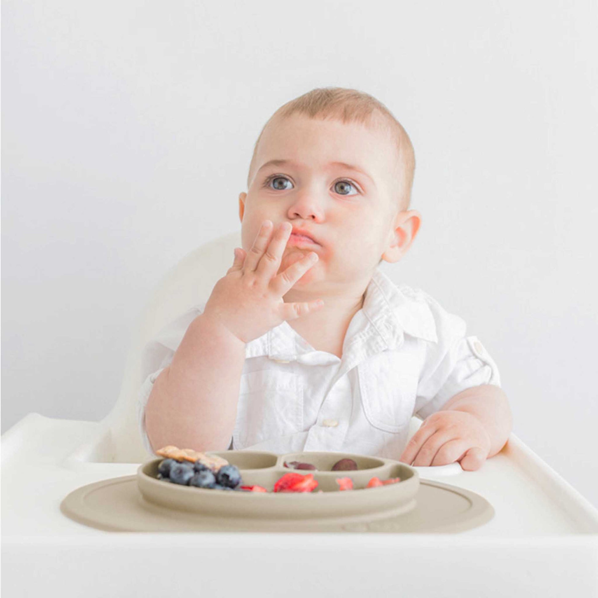 ezpz Mini Feeding Set | Silicone Plate, Toddler Fork & Spoon | Canada Feeding Hip Mommies