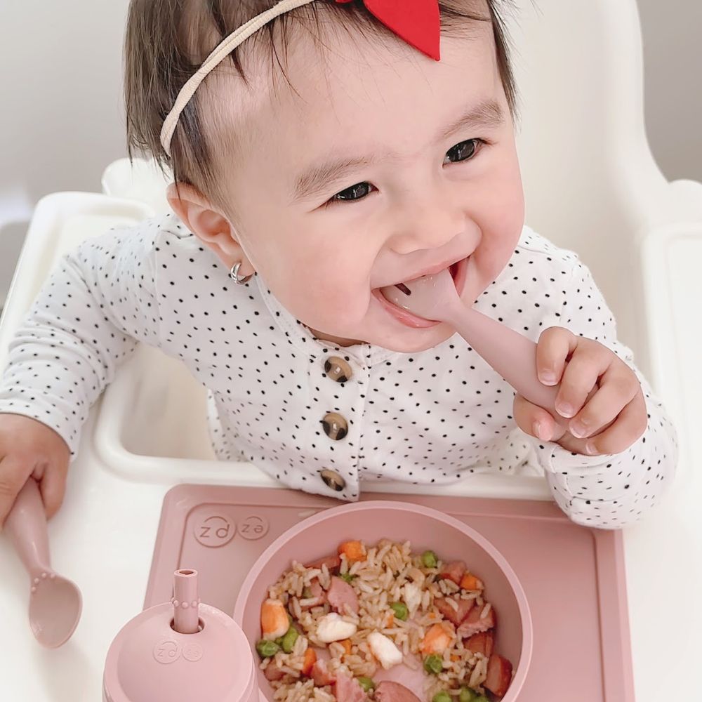 ezpz Mini Utensils (Fork + Spoon) in Blush Hip Mommies