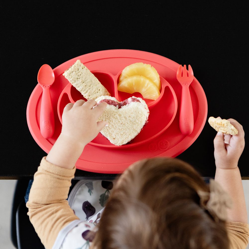 ezpz Mini Utensils (Fork + Spoon) in Coral Hip Mommies